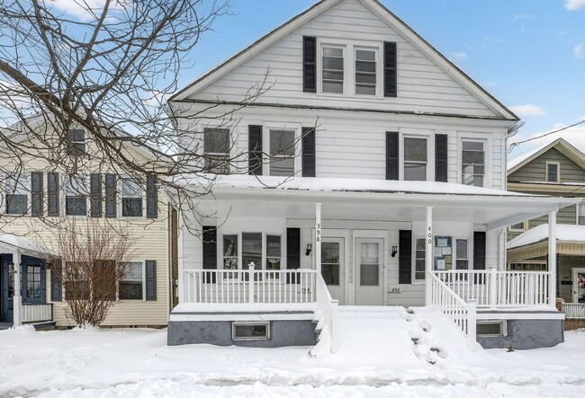 Building Photo - 398-400 N. Maple Ave