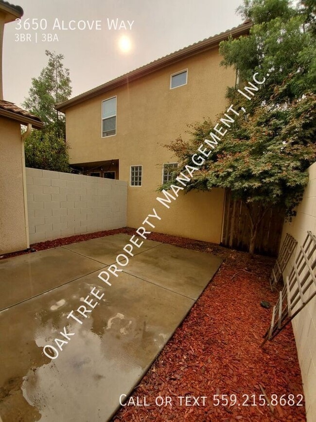 Building Photo - 3650 Alcove Way