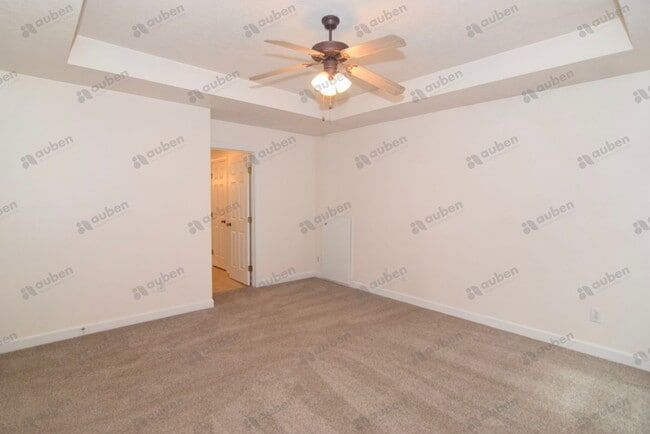 Building Photo - $1,950 - 4 bed/2.5 house for rent in Evans, with fenced back yard!