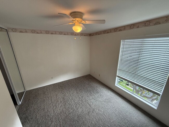 Building Photo - $2,500 / 2br - 2 bath, Condo with Lanai (K...