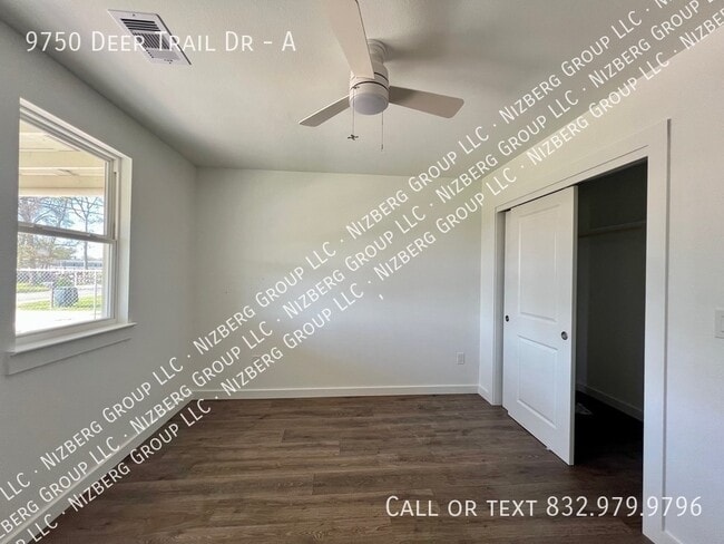 Building Photo - 9750 Deer Trail Dr