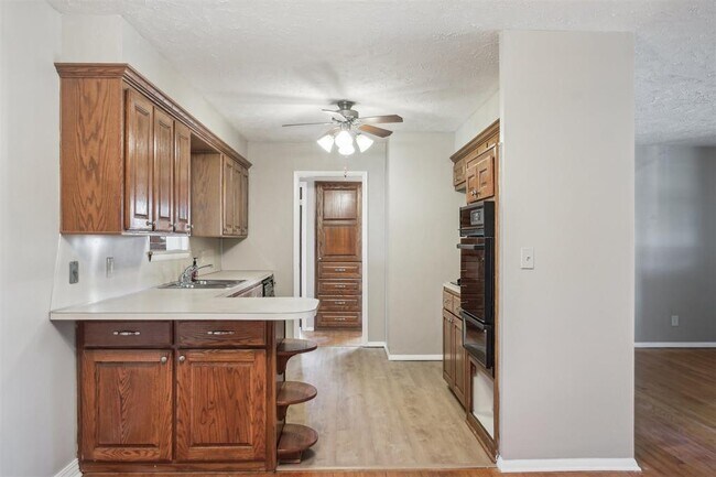 Building Photo - 309 Sherri Ln