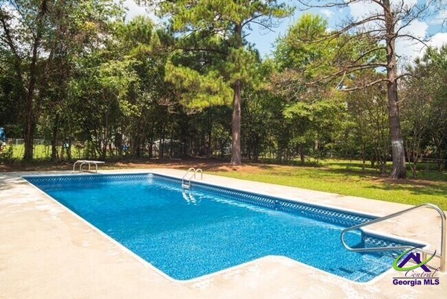 Building Photo - 105 Meriwood Dr