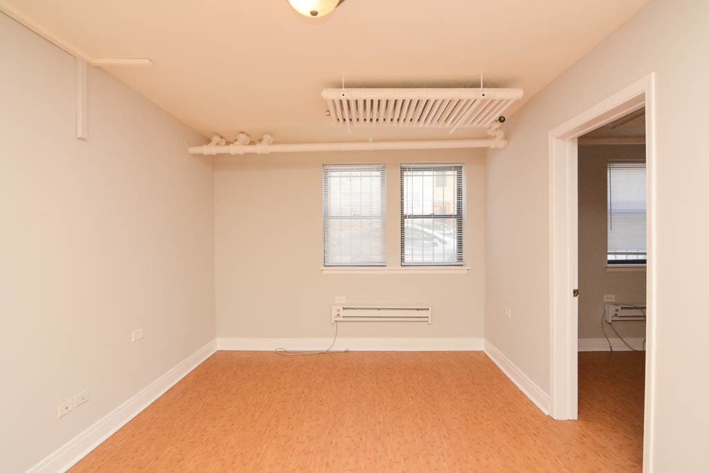 Building Photo - 5736 N Winthrop Ave