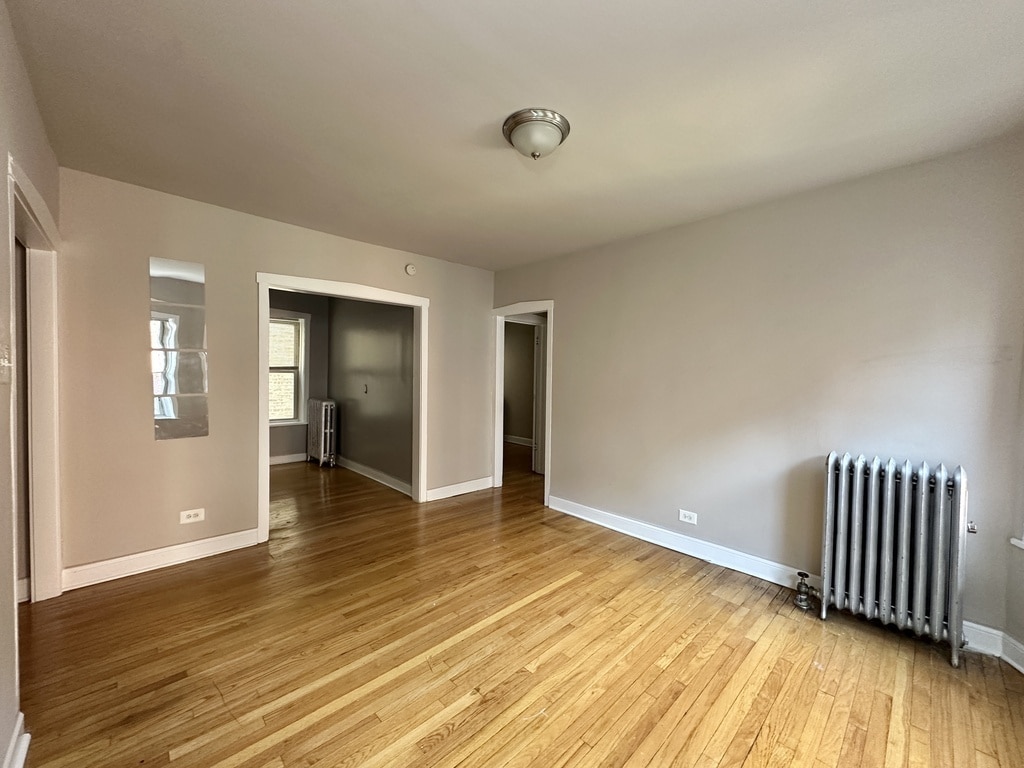 Building Photo - 4031 W Melrose St