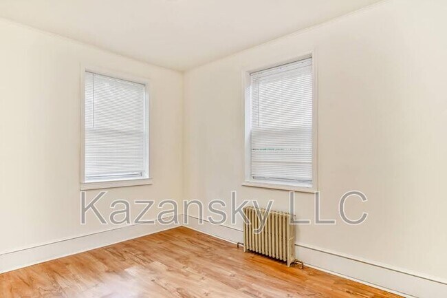 Building Photo - 4515 N Marvine St