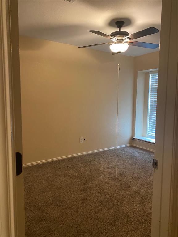 Building Photo - 15158 Grassington Dr
