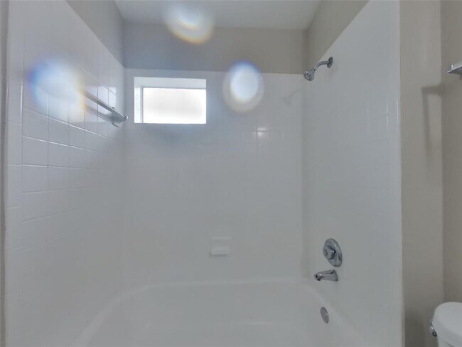 Building Photo - 3211 Kelling St
