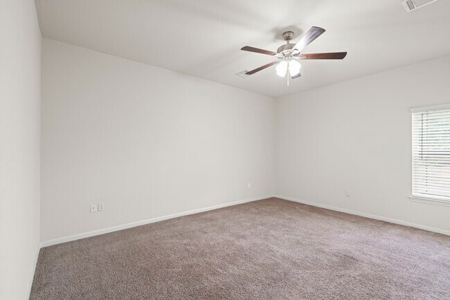 Building Photo - 4801 Wenda St