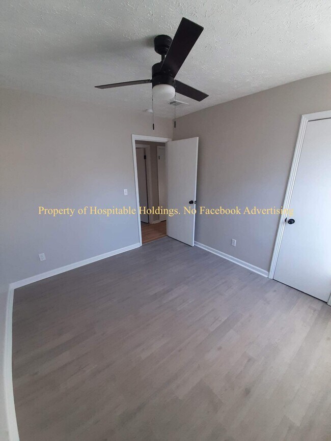 Building Photo - 407 Concourse Rd