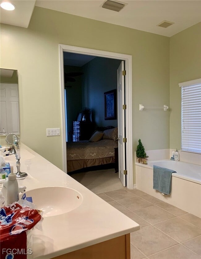 Building Photo - 9053 Prosperity Way