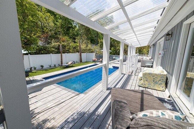 Building Photo - 1150 Waterway Ln