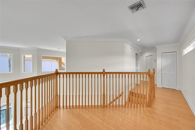 Building Photo - 6331 NW 58th Way