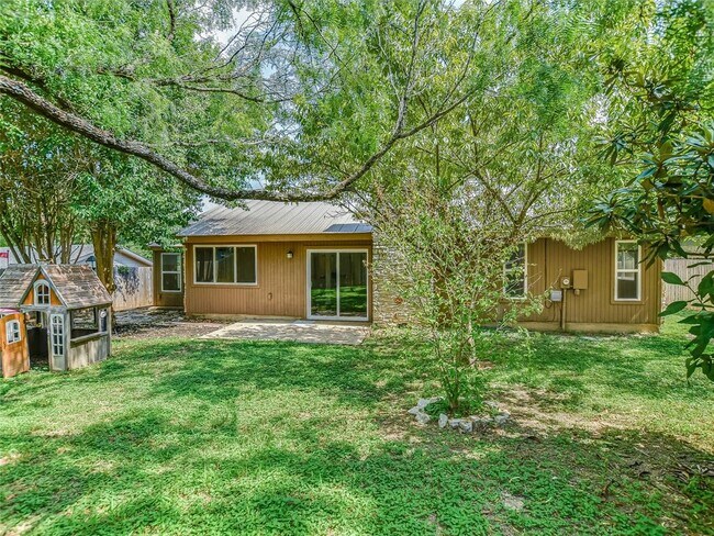Building Photo - 7310 Inspiration Dr