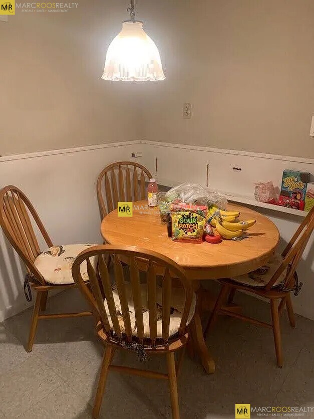 Building Photo - 12 Euston St