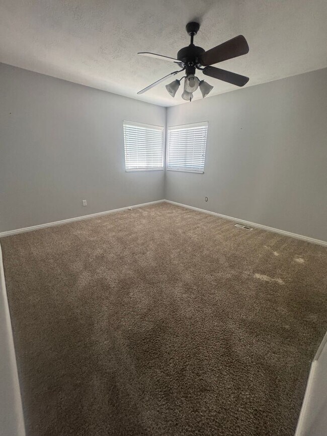 Building Photo - Amazing Lehi home for rent!