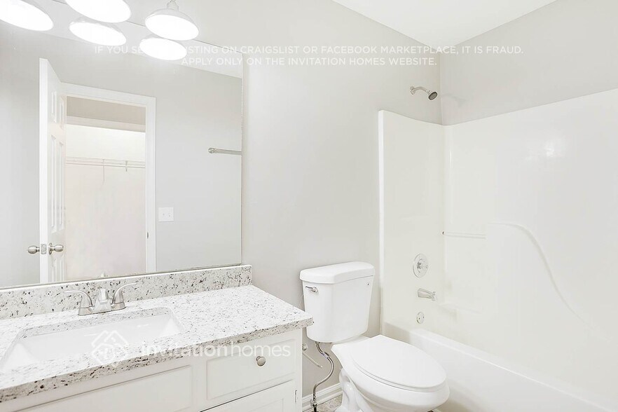 Building Photo - 95 Summer Lake Cove