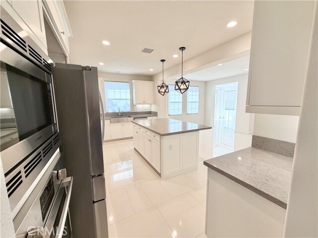 Building Photo - 110 Briar Rose