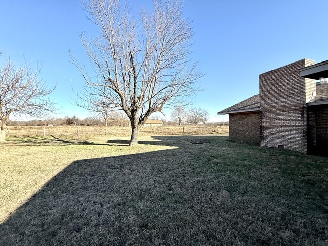 Building Photo - 3289 Cardinal Rd