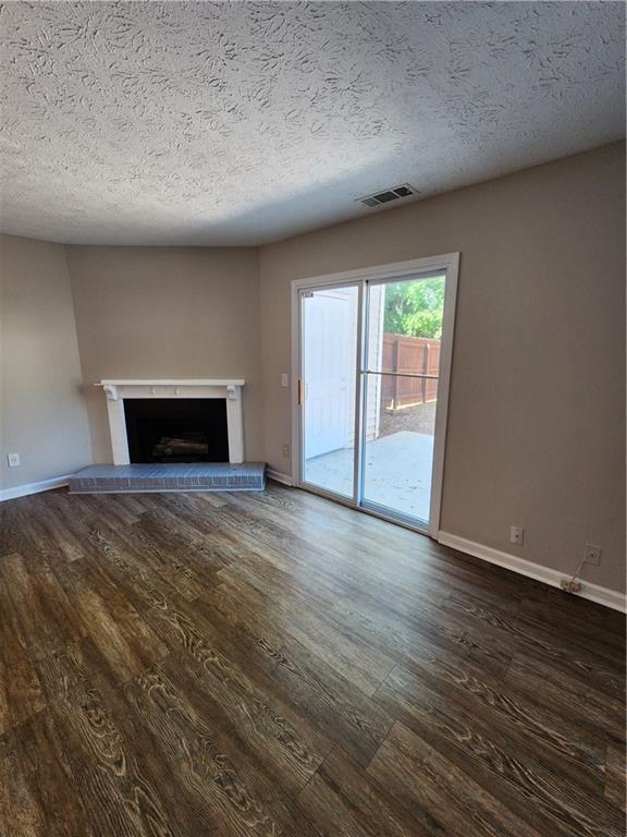 Building Photo - 1565 Springleaf Ct SE