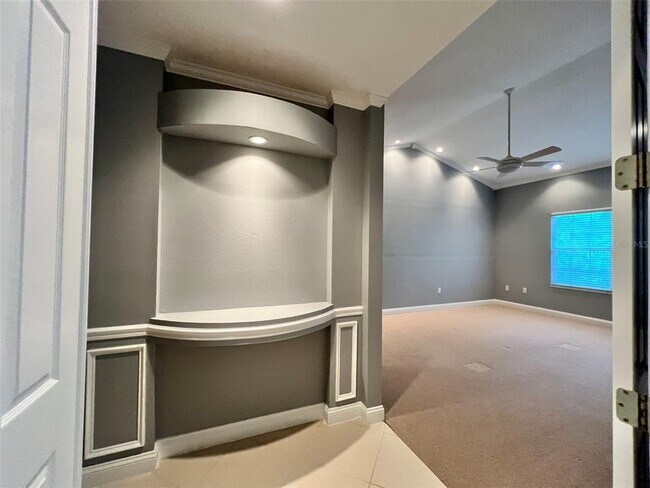 Building Photo - 3608 54th Dr W