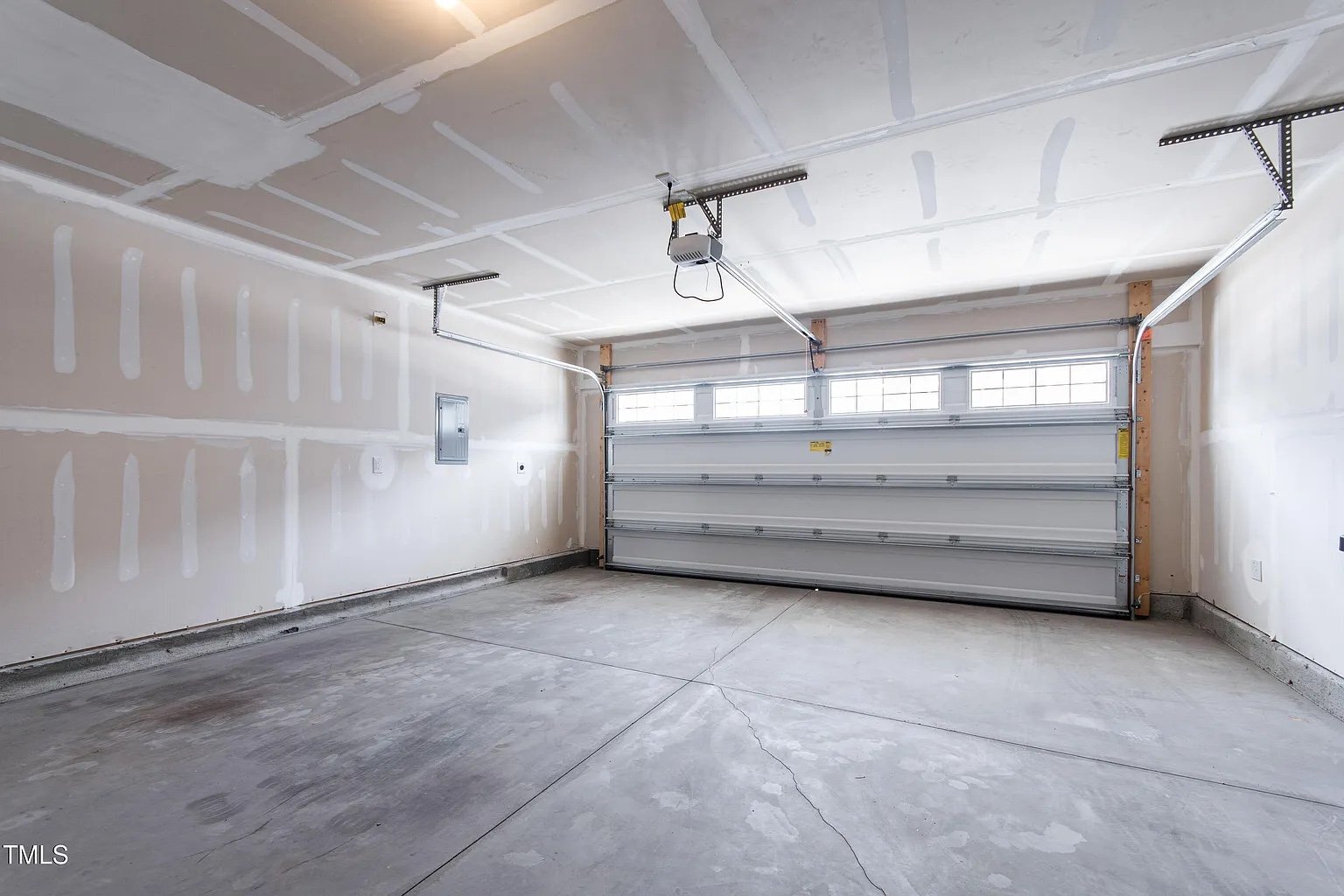 Building Photo - 2137 Terrawood Dr