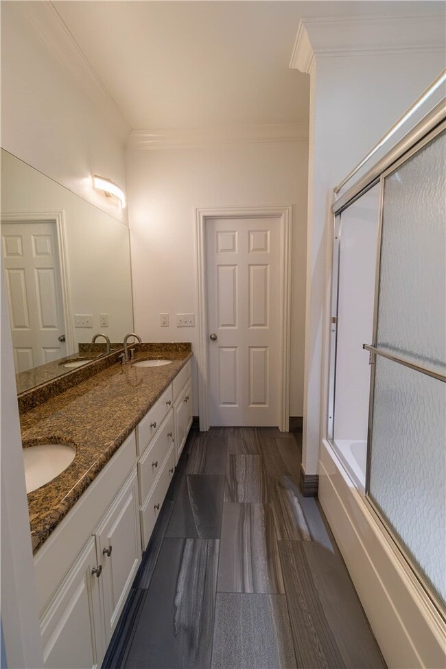 Building Photo - 4518 Olive Tree Ave