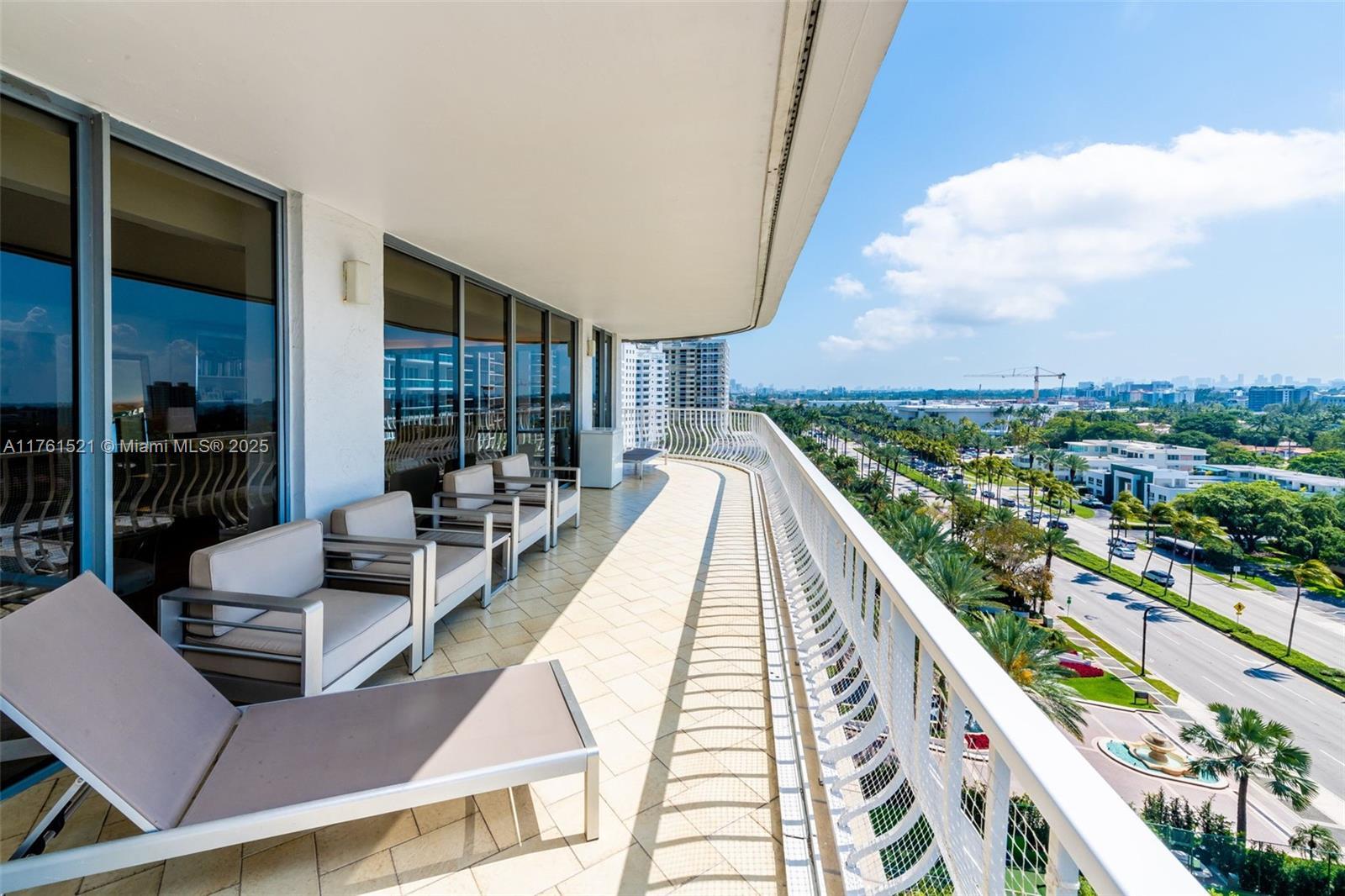 Building Photo - 10155 Collins Ave