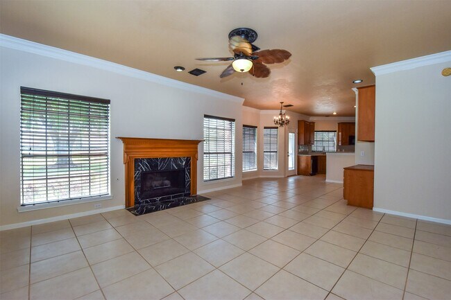Building Photo - 314 Spencers Glen Dr