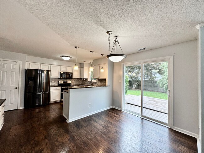 Building Photo - Ready 06-25-26! 4-Bedroom Home in Ocean Lakes! Nearby Bases - Fenced Backyard - Attached Garage!