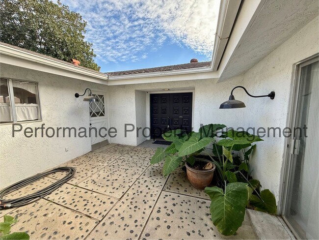 Building Photo - Stunning 3 Bed/2.5 Bath + Shop w/ Resident Benefits Package & $0 Security Deposit Option