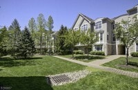Building Photo - 511 Kensington Ln