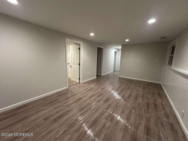 Building Photo - 24 Cedar Hill Ln