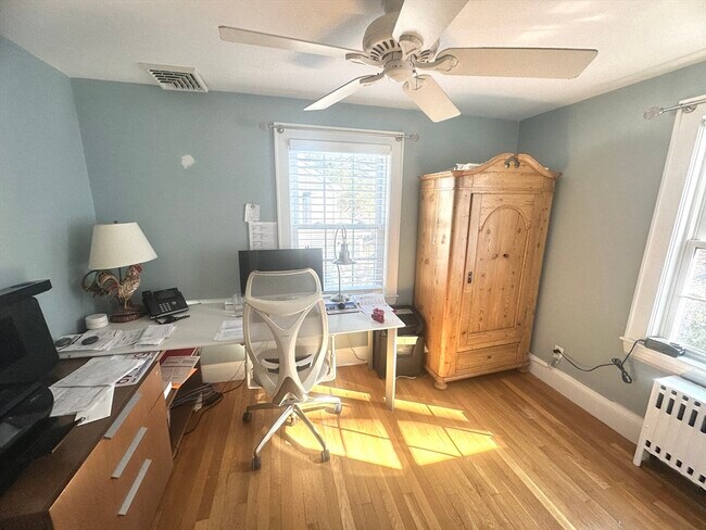 Building Photo - 164 Florence Rd