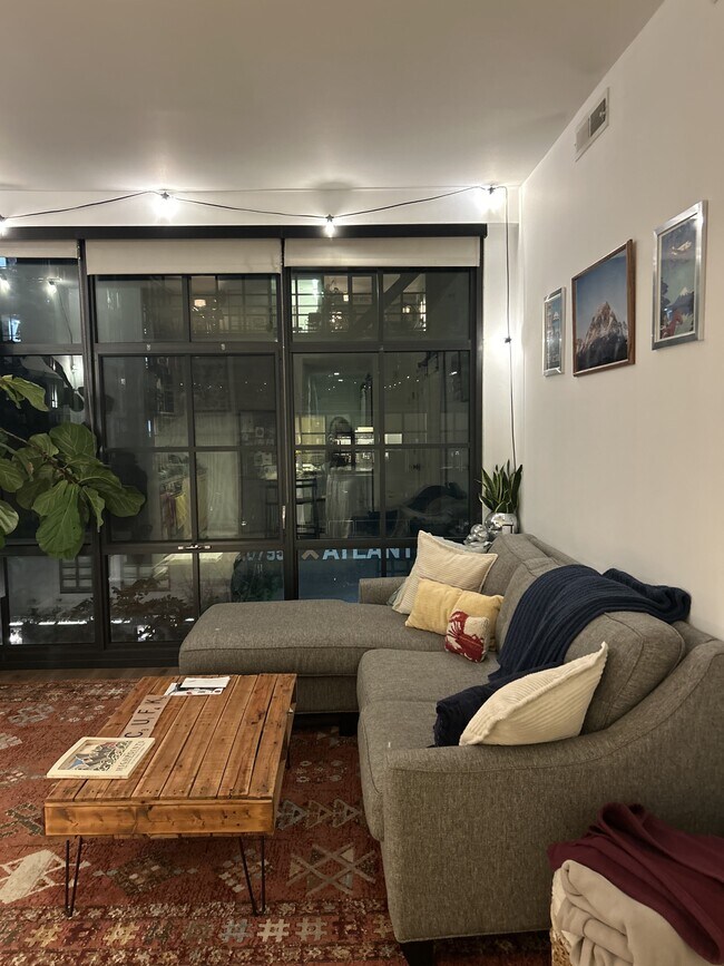 Building Photo - 2030 8th St NW