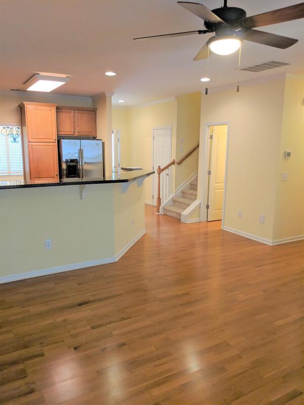 Building Photo - 35 Brightmore Dr