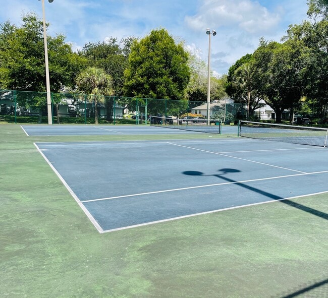 Building Photo - 2706 Graduate Ct