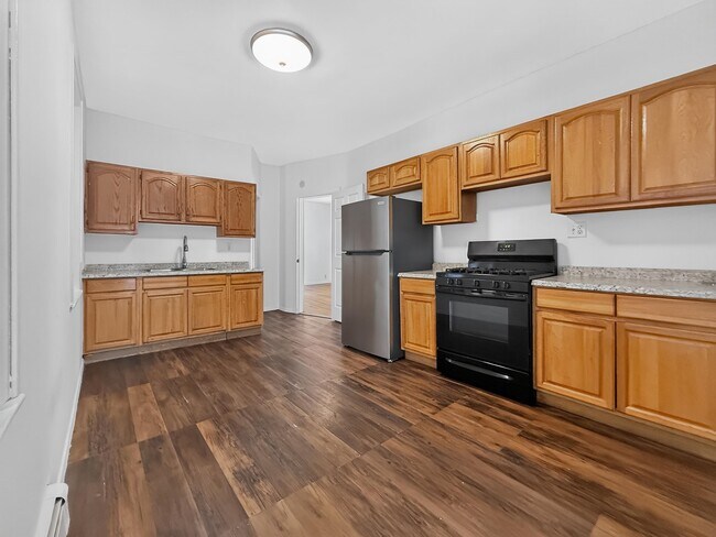 Building Photo - 352 Avenue C