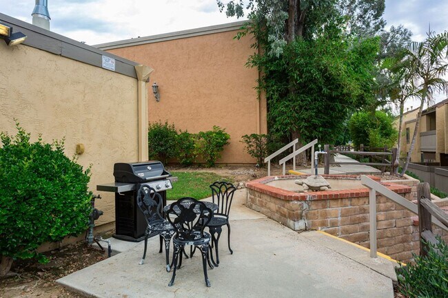 Building Photo - Cute Condo at Mission Trails Villas!