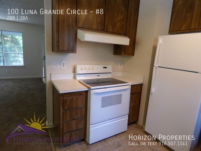 Building Photo - Condo in South Natomas, 2 Bed 2 Bath 840 sqft