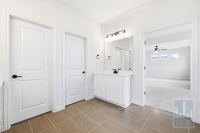 Building Photo - 8309 Greyhawk Cv