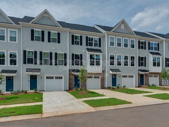 Building Photo - 1011 Ketchum Ct