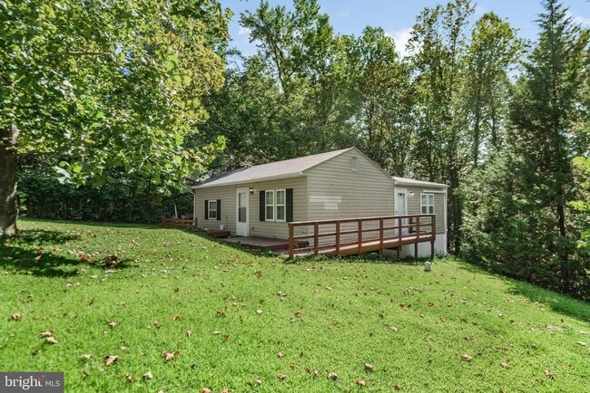 Building Photo - 38426 Laurel Ridge Ct