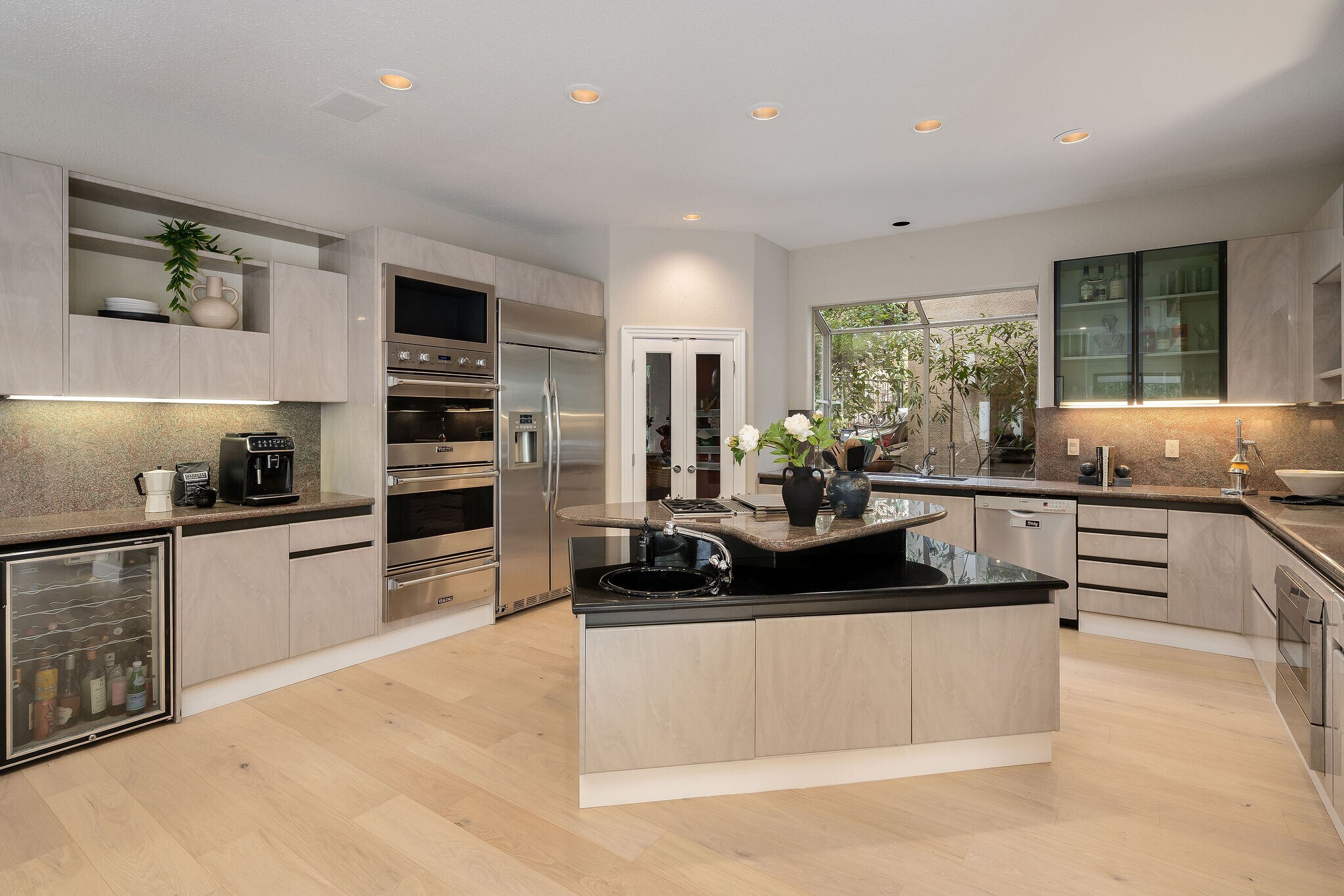 Building Photo - 4257 Golden Oak Ct