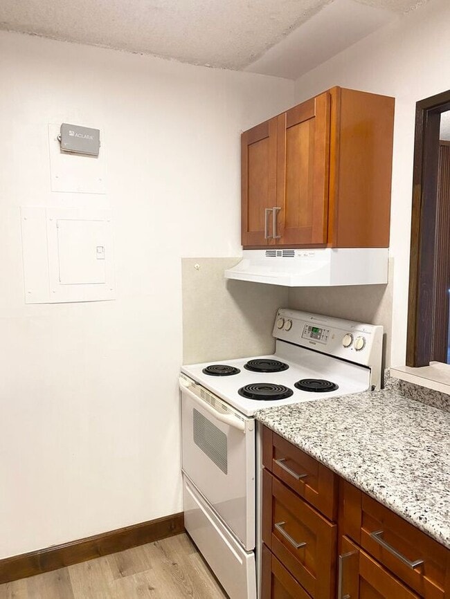 Building Photo - Pearlridge Gardens & Tower:1 Bdrm 1 Bath Condo Apt w/ 1 Open Pkg