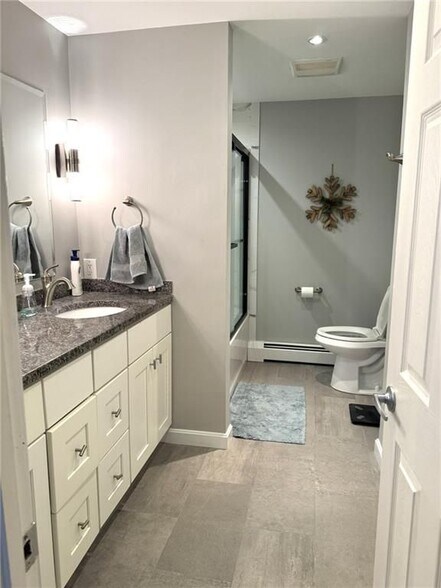 Building Photo - 105 Woodside Dr