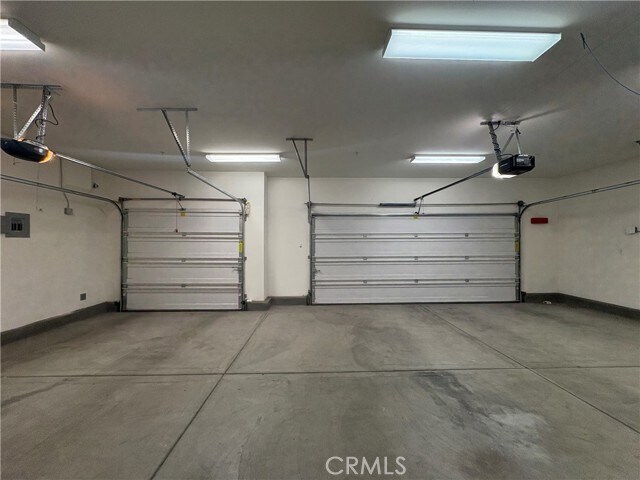 Building Photo - 1410 Charleston St