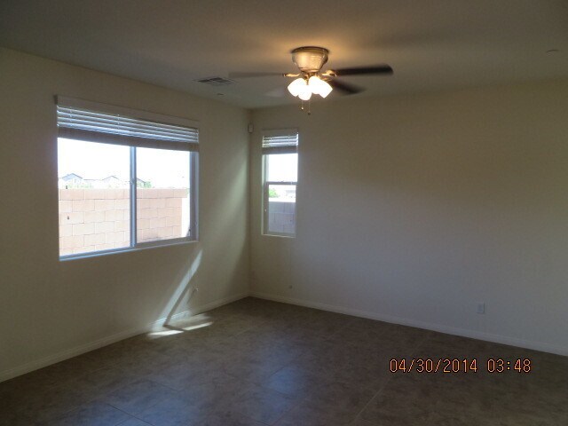 Building Photo - 3 Bedroom, 2.5 Bath Two Story Home Located...