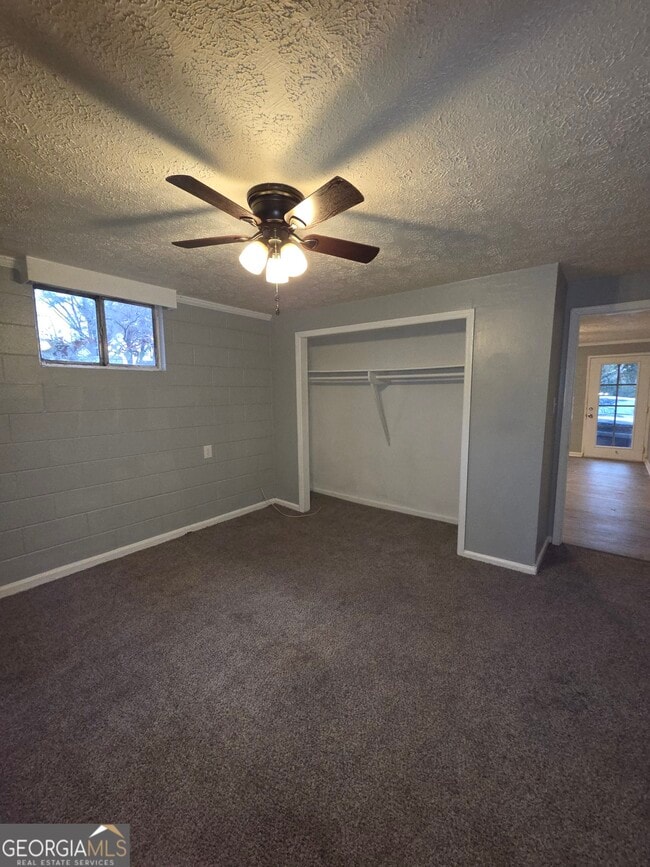 Building Photo - 928 Hamilton Blvd