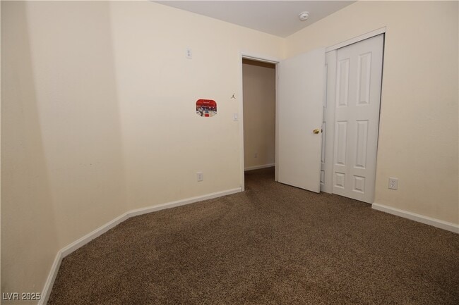 Building Photo - 5200 Brookmere Dr